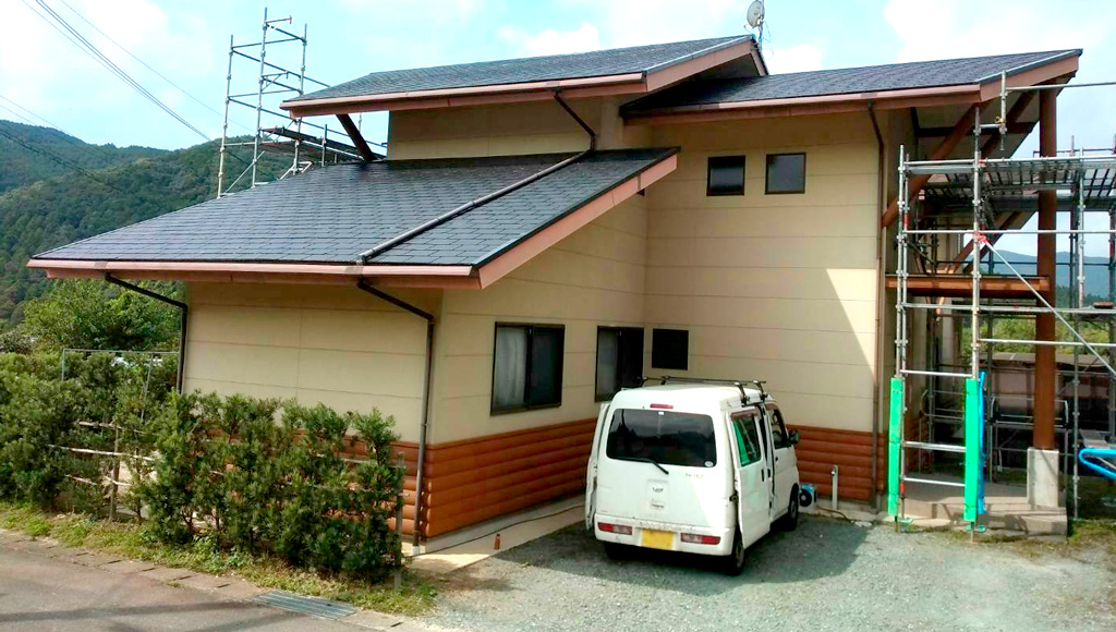 熊本県山鹿市　H様邸　木部、屋根塗装